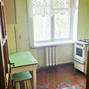 Продам 2-комн квартиру Луганск